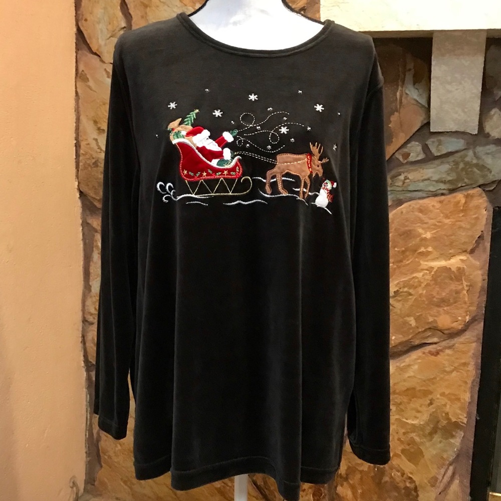 White Stag Dark gray embroidered Christmas shirt